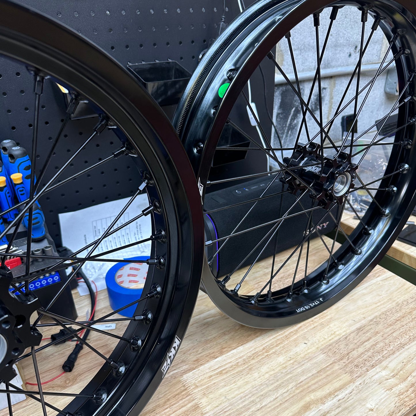 KKE 17" Supermoto Wheelset - Surron LBX, Eride Pro, 79Bike/Ventus